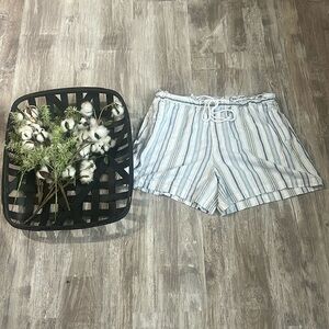 Casa Cabana Women’s XL Linen Blend Shorts Lightweight Summer Pinstriped